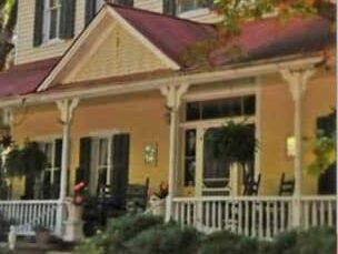 Natchez Trace Room, The Edgeworth Inn